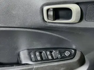 Hyundai VENUE 2021 SE 4p Crossover