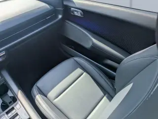 Hyundai IONIQ 6 2023 SEL 4p Sedan