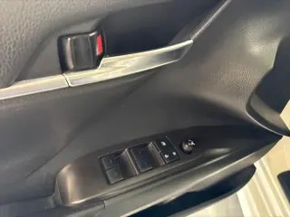 Toyota Camry 2022 SE 4dr Sedán