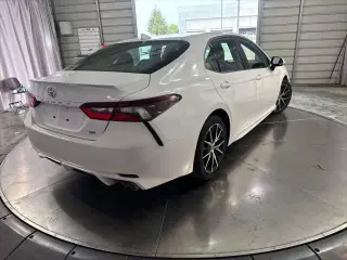Toyota Camry 2022 SE 4dr Sedán