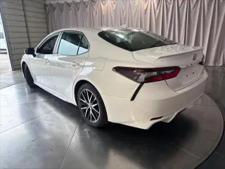 Toyota Camry 2022 SE 4dr Sedán