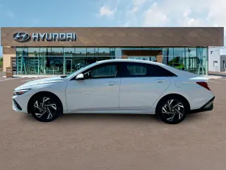 Hyundai ELANTRA 2024 SEL 4dr Sedán