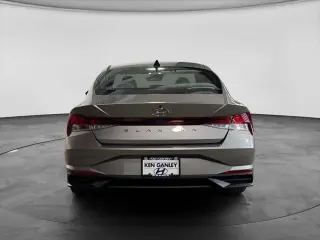 Hyundai ELANTRA 2023 SEL 4p Sedan SULEV