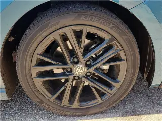 Toyota Camry 2025 SE Sedán 4p.