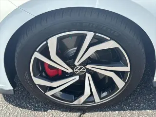 Volkswagen Jetta GLI 2023 Autobahn 4dr SedÃ¡n 7A