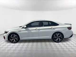Volkswagen Jetta GLI 2023 Autobahn 4dr SedÃ¡n 7A