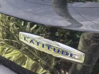Jeep Renegade 2019 Latitude SUV 4 puertas