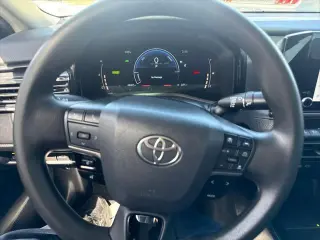Toyota Camry 2025 LE 4dr Sedan