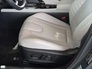 Hyundai ELANTRA Híbrido 2025 Limited 4p Sedán