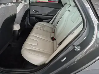 Hyundai ELANTRA Híbrido 2025 Limited 4p Sedán