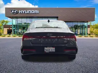 Hyundai ELANTRA Híbrido 2025 Limited 4p Sedán