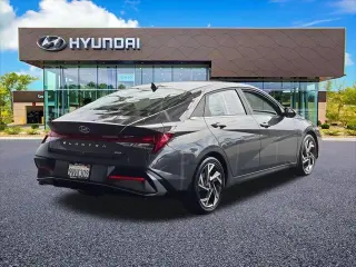 Hyundai ELANTRA Híbrido 2025 Limited 4p Sedán