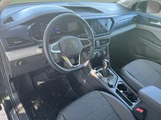 Volkswagen Taos 2024 AWD SE 4Motion 4p SUV