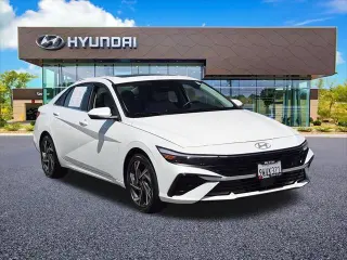 Hyundai ELANTRA Hybrid 2025 Limitada 4p Sedan