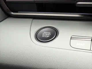 Hyundai ELANTRA Hybrid 2025 Limitada 4p Sedan