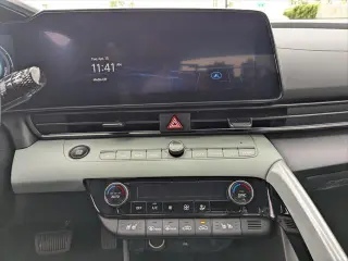 Hyundai ELANTRA Hybrid 2025 Limitada 4p Sedan