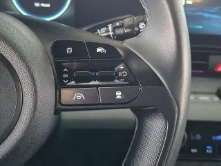 Hyundai ELANTRA Hybrid 2025 Limitada 4p Sedan