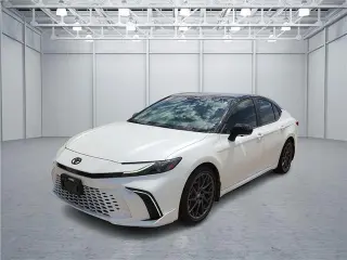 Toyota Camry 2026 SE Sedán de 4 puertas
