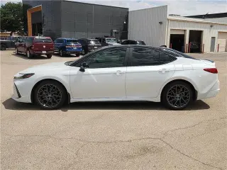 Toyota Camry 2026 SE Sedán de 4 puertas