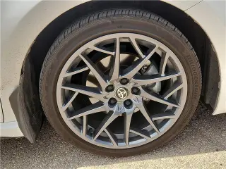Toyota Camry 2026 SE Sedán de 4 puertas