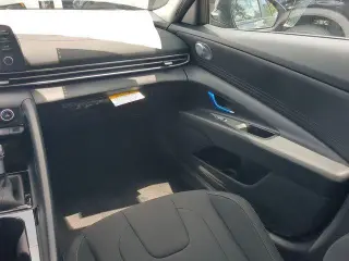 Hyundai ELANTRA Hybrid 2025 Azul 4p Sedan