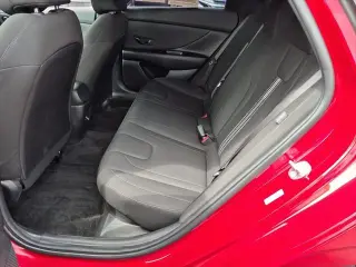 Hyundai ELANTRA Hybrid 2025 SEL Sport 4p Sedana