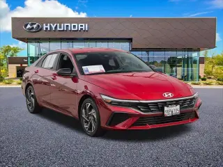 Hyundai ELANTRA Hybrid 2025 SEL Sport 4p Sedana