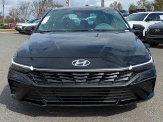 Hyundai ELANTRA 2026 SEL Sport 4dr Sedan