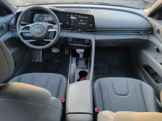 Hyundai ELANTRA 2025 SEL Sport 4dr Sedan