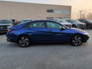 Hyundai ELANTRA 2025 SEL Sport 4dr Sedan