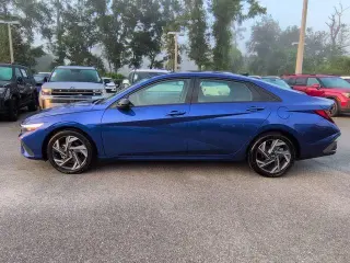 Hyundai ELANTRA 2025 SEL Sport 4dr Sedan