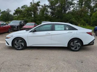 Hyundai ELANTRA 2025 SEL Sport 4dr Sedan