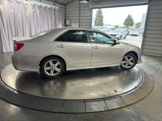 Toyota Camry 2014 SE 4dr Sedan