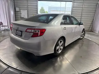 Toyota Camry 2014 SE 4dr Sedan
