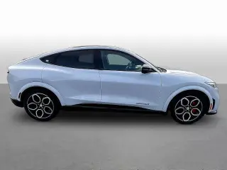 Ford Mustang Mach-E 2023 AWD GT 4dr SUV