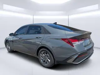 Hyundai ELANTRA 2024 SEL 4p Sedan