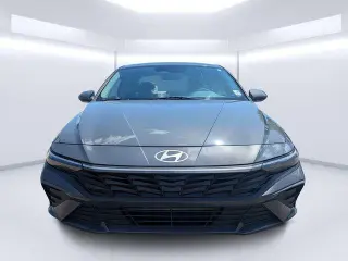 Hyundai ELANTRA 2024 SEL 4p Sedan