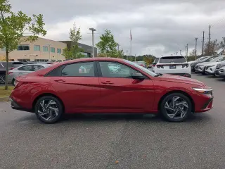 Hyundai ELANTRA 2025 SEL Sport 4dr Sedan