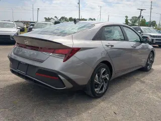 Hyundai ELANTRA 2025 SEL Sport 4dr Sedan
