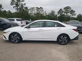 Hyundai ELANTRA 2025 SEL Sport 4p Sedan
