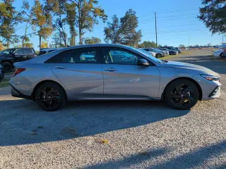 Hyundai ELANTRA 2026 SEL Sport 4dr Sedan