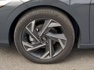 Hyundai ELANTRA 2025 SEL Sport 4dr Sedan