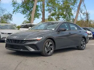 Hyundai ELANTRA 2025 SEL Sport 4dr Sedan