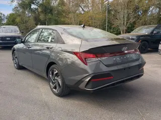 Hyundai ELANTRA 2025 SEL Sport 4dr Sedan