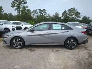 Hyundai ELANTRA 2025 SEL Sport 4dr Sedan