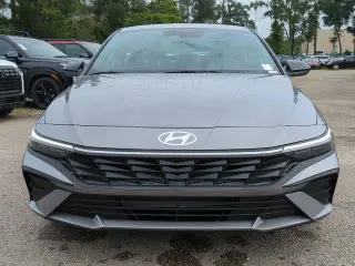 Hyundai ELANTRA 2025 SEL Sport 4dr Sedan