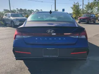 Hyundai ELANTRA 2025 SEL Sport 4dr Sedan