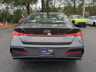 Hyundai ELANTRA 2025 SEL Sport 4dr Sedan