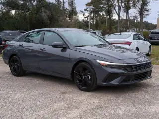 Hyundai ELANTRA 2026 SEL Sport 4dr Sedan
