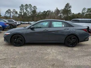 Hyundai ELANTRA 2026 SEL Sport 4dr Sedan